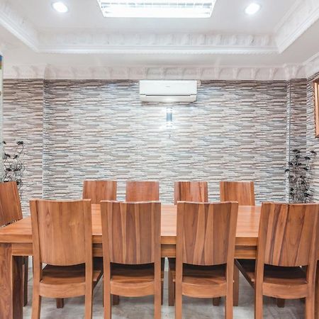 Super Oyo 1640 Fallinda Hotel Богор Экстерьер фото